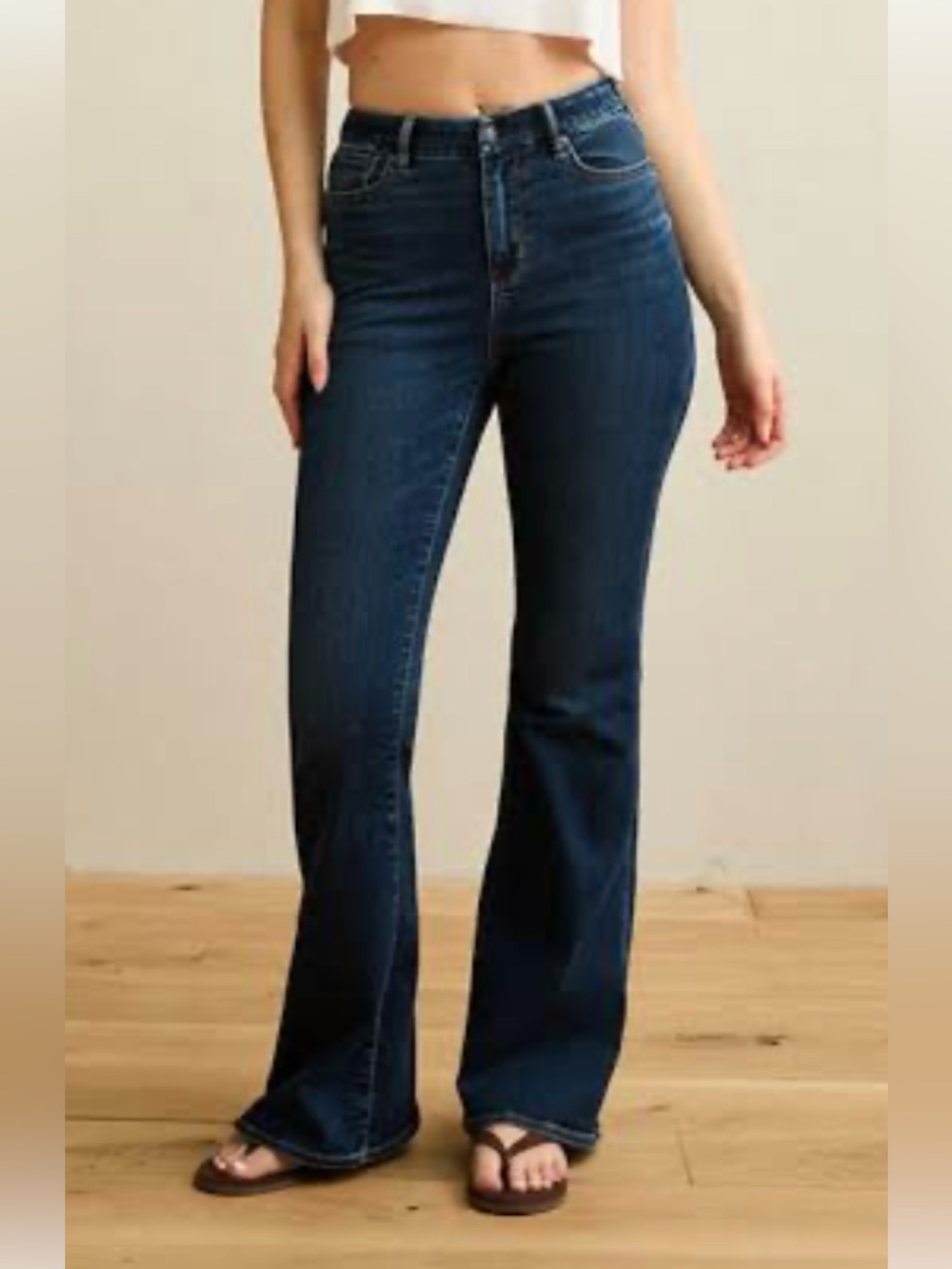 AE American Eagle Next Level Stretch Super High-Rise Flare Jeans Women’s 8 Reg